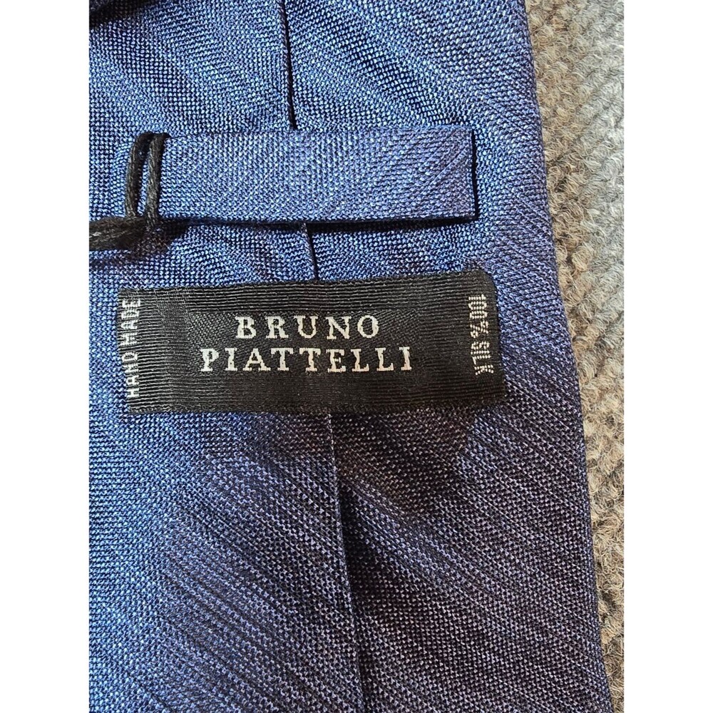 Bruno Piattelli Silk Tie NWT Midnight Blue Textured Mens Classic Necktie - Picture 3 of 5